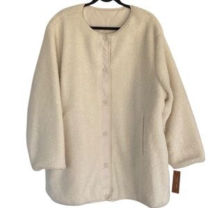 Ugg Koolaburra Women's Cream Reversible Sherpa Fleece
Quilted Jacket Size: XXL
